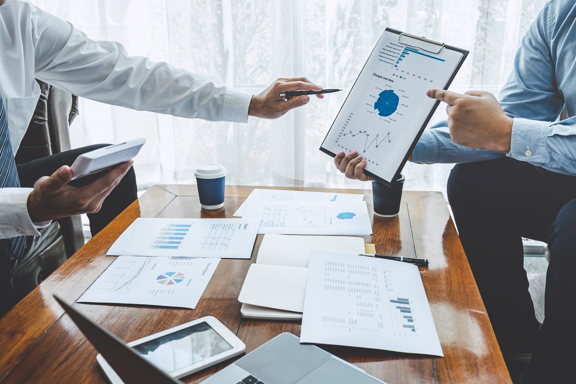 business team partner on meeting brainstorming in investment ide